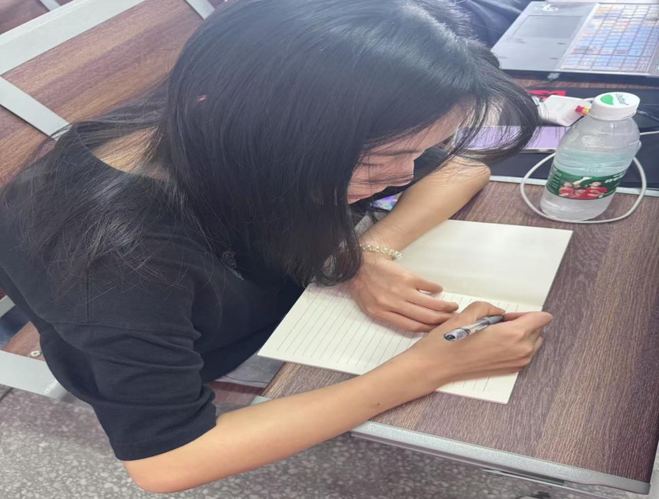 轨道运输学院  “我和我的祖国”主题征文活动
