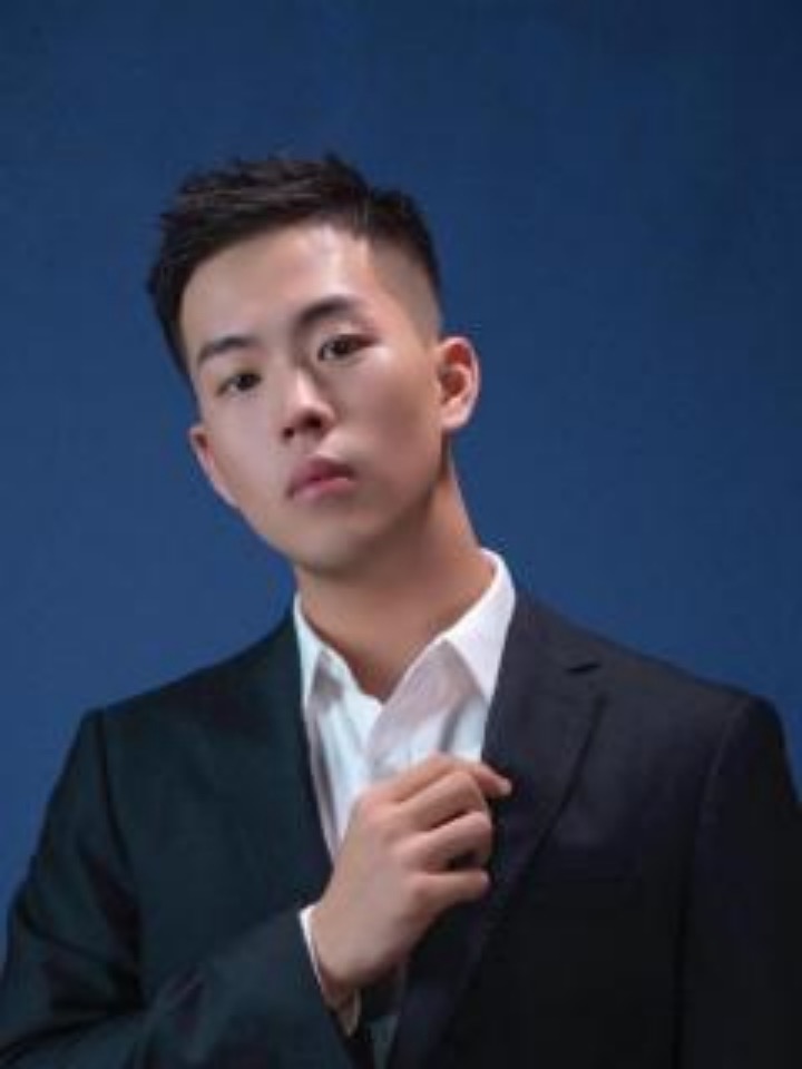 黄坚