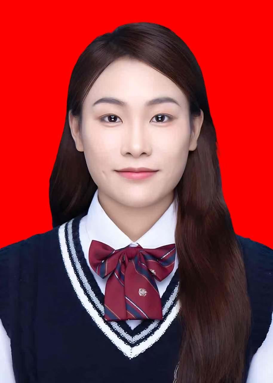 钟杨玲.jpg