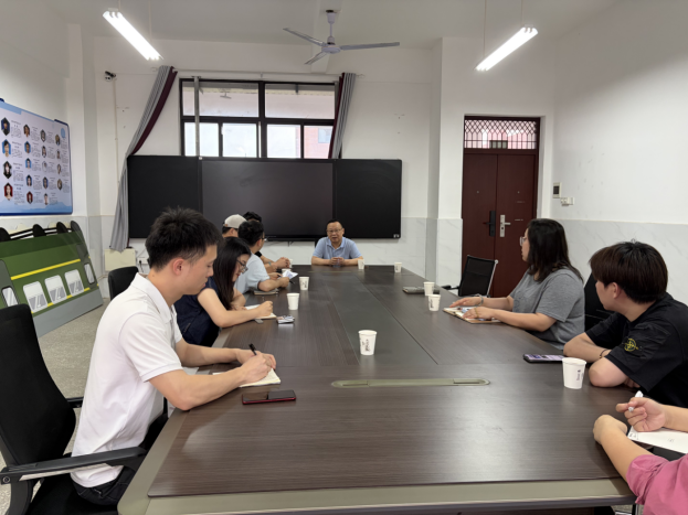 筑牢安全防线，护航学子成长——数字经济学院学生安全工作专题会议