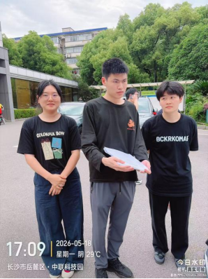 实习走访与学生服务:暖心关怀,助力成长成才